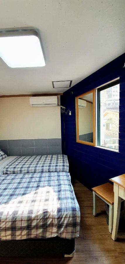 New Sun Guesthouse Myeongdong Сеул Экстерьер фото