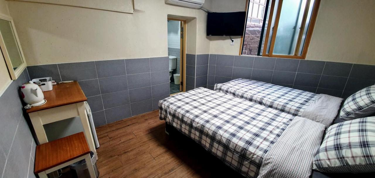 New Sun Guesthouse Myeongdong Сеул Экстерьер фото