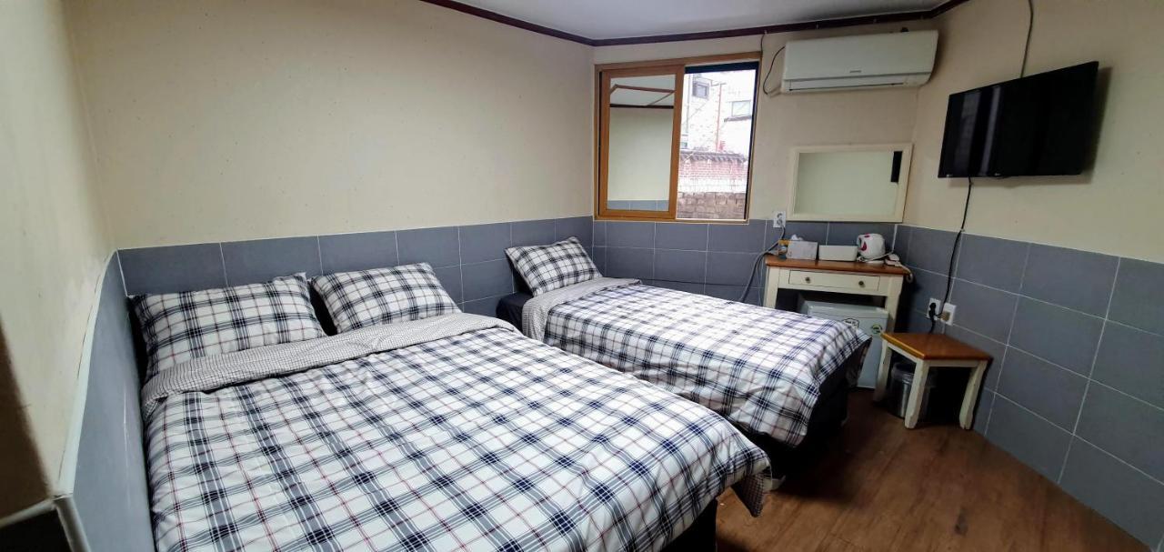 New Sun Guesthouse Myeongdong Сеул Экстерьер фото