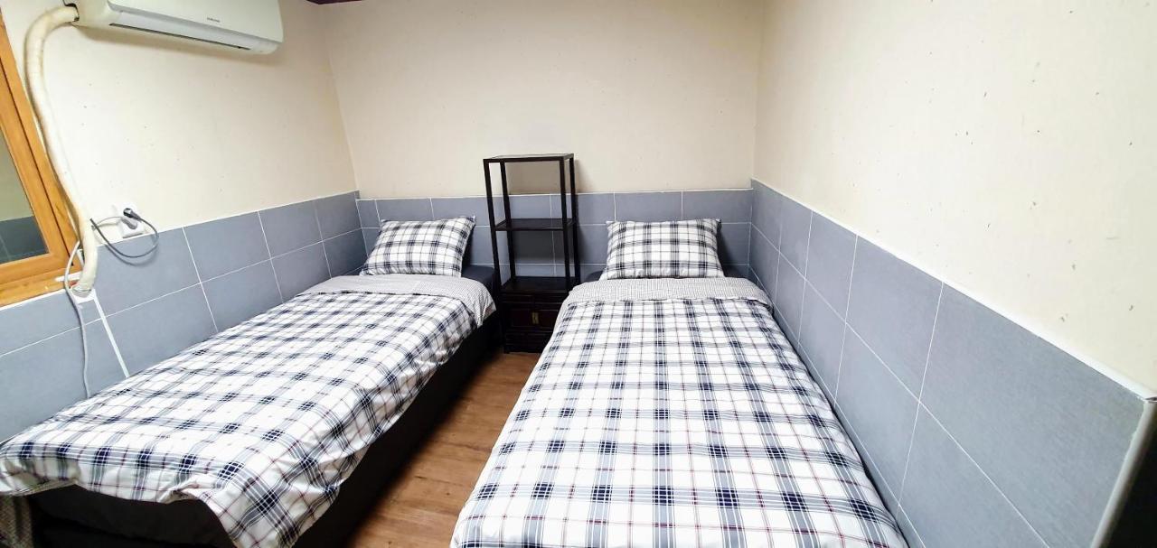 New Sun Guesthouse Myeongdong Сеул Экстерьер фото